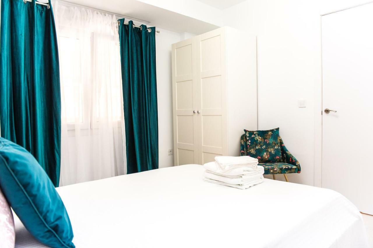 Catedral Apartment Valencia Bagian luar foto