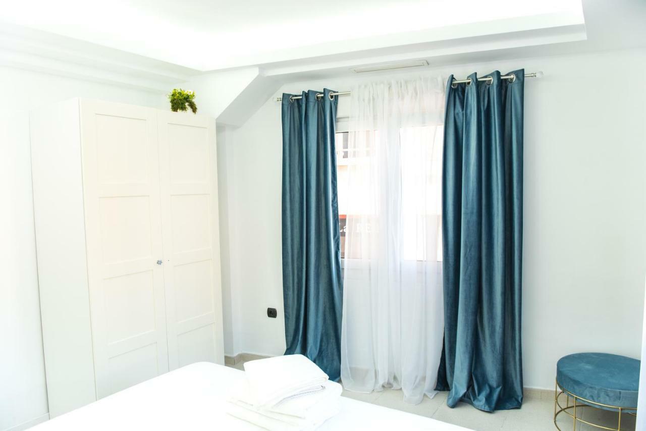 Catedral Apartment Valencia Bagian luar foto